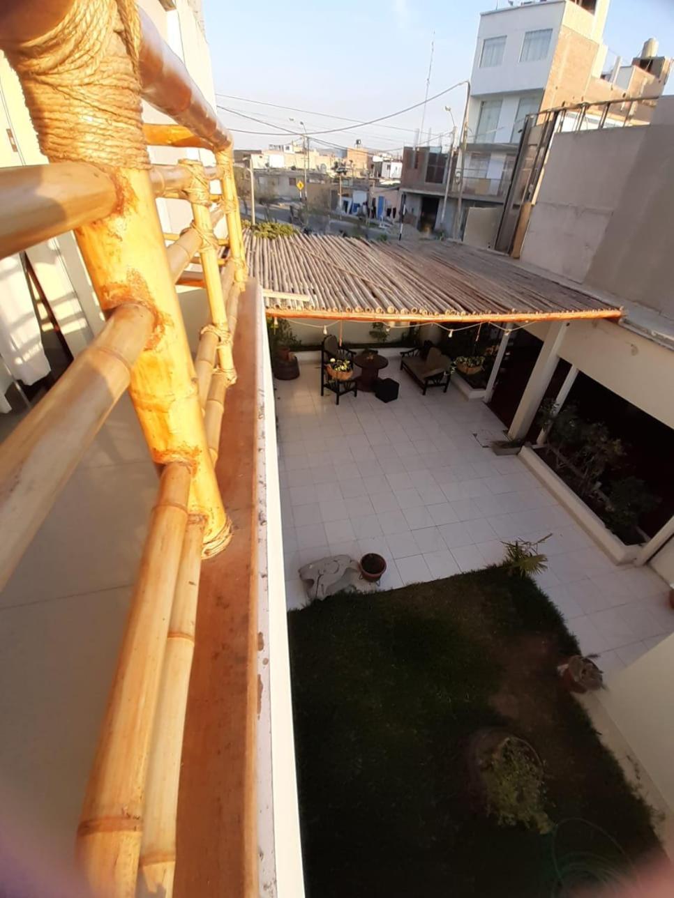 Albergue Willys House *